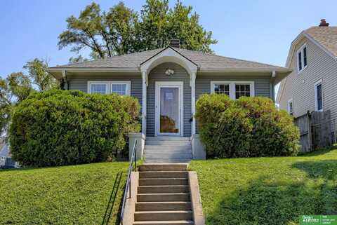 2523 N 49 Avenue, Omaha, NE 68104