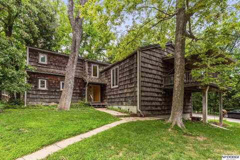 308 Basswood Court, Bellevue, NE 68005