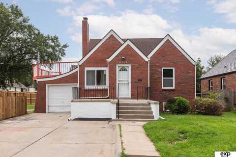 2703 Crown Point Avenue, Omaha, NE 68111