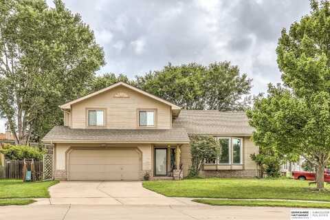 13716 Lillian Circle, Omaha, NE 68138