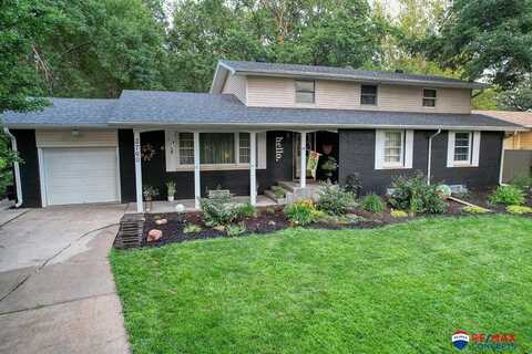 3760 S 40 Street, Lincoln, NE 68506