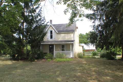 15272 White Creek Avenue NE, Cedar Springs, MI 49319