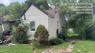 19483 Rosemont, Detroit, MI 48219
