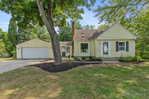 266 7 Mile Road NW, Comstock Park, MI 49321
