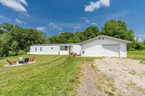 6930 Ackers Point Drive Drive, Delton, MI 49046