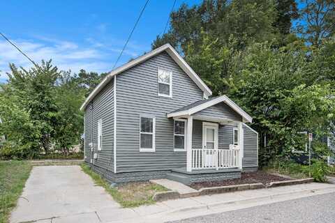 33 Batavia Place NE, Grand Rapids, MI 49503