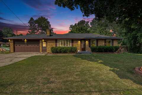 4785 Kalamazoo Avenue SE, Kentwood, MI 49508