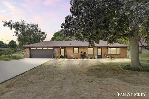 3955 Ivanrest Avenue SW, Grandville, MI 49418