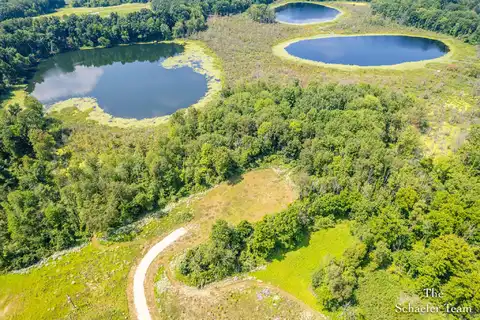 8323 Mcarthur Avenue NE, Belding, MI 48809