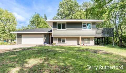 17802 170th Avenue, Spring Lake, MI 49456