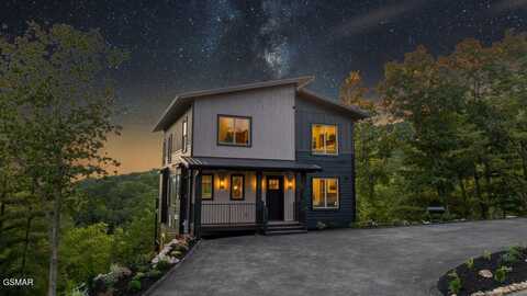 1423 Mountain Ash Way, Sevierville, TN 37876