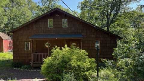 109 Vista Dr, Vernon, NJ 07422
