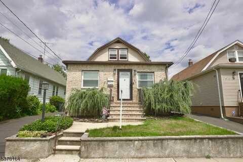 77 Birch St, Bloomfield, NJ 07003