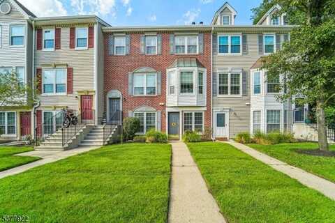 1271 Heath Ct, Mahwah, NJ 07430