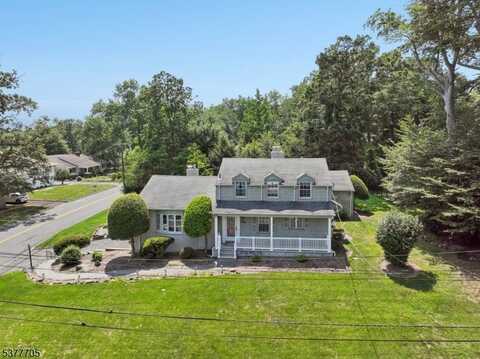249 Meetinghouse Ln, Mountainside, NJ 07092
