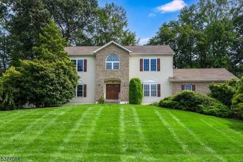 94 Forest Way, Hanover Twp., NJ 07950