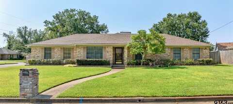 1302 Larkspur Lane, Tyler, TX 75703