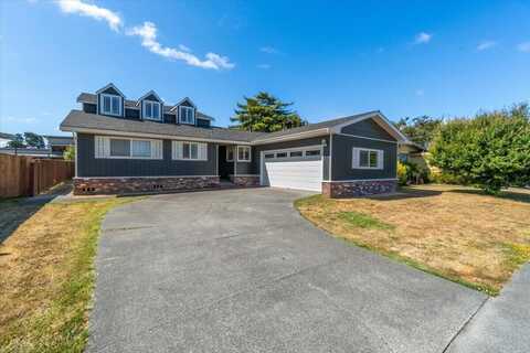 3705 Renner Drive, Fortuna, CA 95540