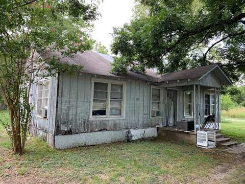 100 Wright Ave, Kerens, TX 75144