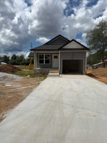 415 Stein St, OAK GROVE, KY 42262