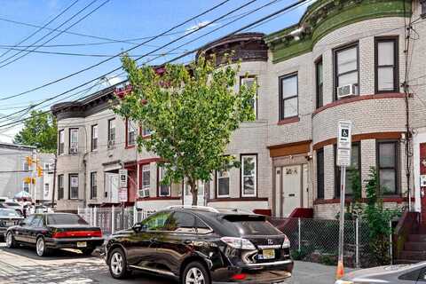 61 CLENDENNY AVE, JC, West Bergen, NJ 07304