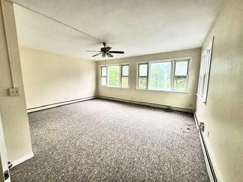 956 KENNEDY BLVD, Bayonne, NJ 07002
