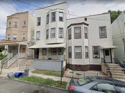 45 WEST 54TH ST, Bayonne, NJ 07002