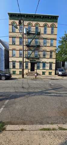 West 80th 18TH ST, Bayonne, NJ 07002