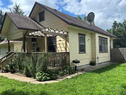 2820 S 24th Street, Saint Joseph, MO 64503