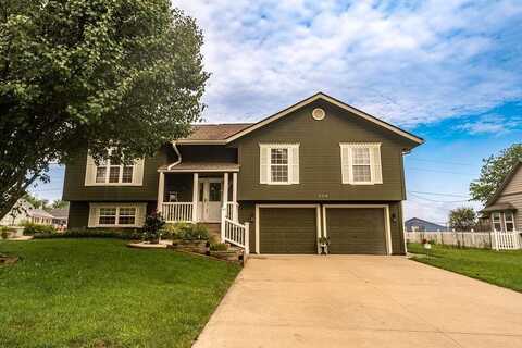 304 Andrea Lane, Harrisonville, MO 64701