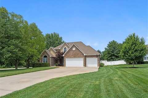 4505 NW Bittersweet Lane, Blue Springs, MO 64015