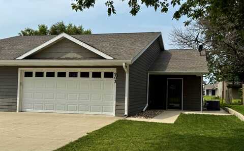 903 5th Avenue SW, Spencer, IA 51301