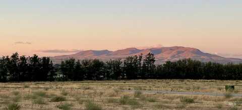 6655 Sophie Lane, Emmett, ID 83617