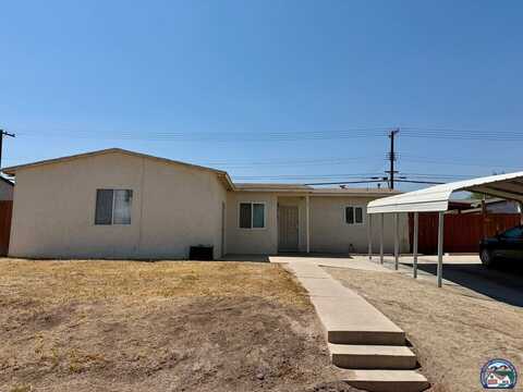 475 Southwind Dr, El Centro, CA 92243
