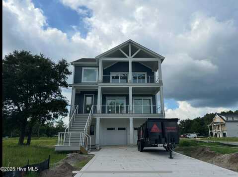 600 Salt Grass Court, Holly Ridge, NC 28445