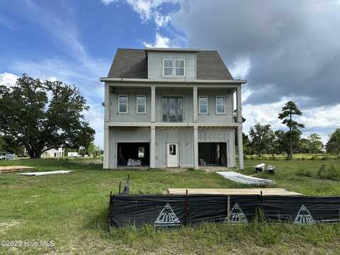 401 Salt Meadow Court, Holly Ridge, NC 28445