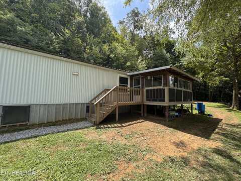 2454 Highway 25W, La Follette, TN 37766