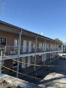 215 E Race St, Kingston, TN 37763