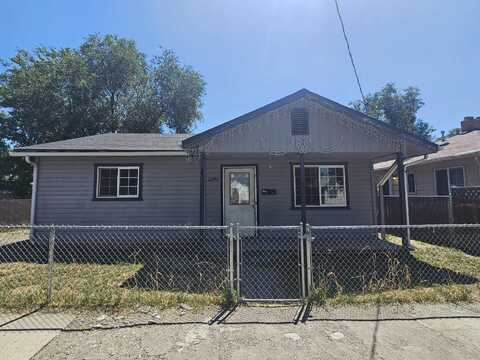 2240 Eberlein Avenue, Klamath Falls, OR 97601