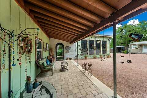 1336 Ranchero Rd, Kerrville, TX 78028