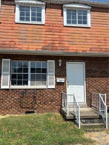 35 Broadway Gardens Court, Nitro, WV 25143