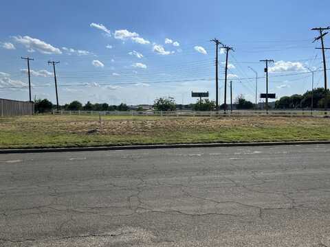 5605 8th Place, Lubbock, TX 79416
