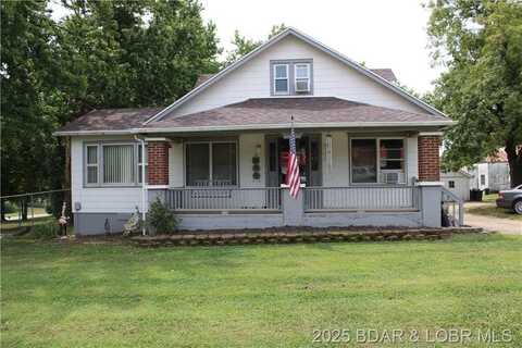 104 104 Street, Stover, MO 65078