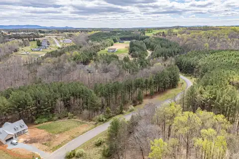 53 Lakewatch Circle, Moneta, VA 24121