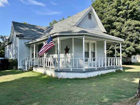 204 N HAZEL, Halls, TN 38040