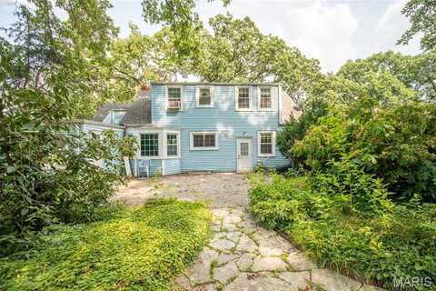 815 Old Elm Lane, Webster Groves, MO 63119