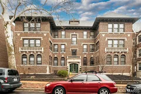 6330 S Rosebury Avenue, Saint Louis, MO 63105