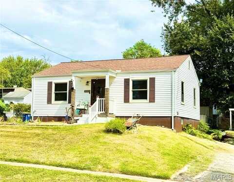 10325 Breckenridge Road, Saint Ann, MO 63074