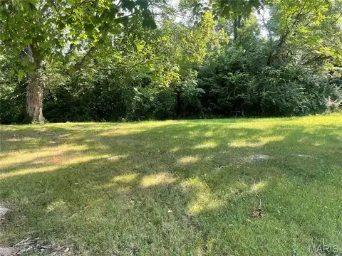 317 M Street, Edwardsville, IL 62025