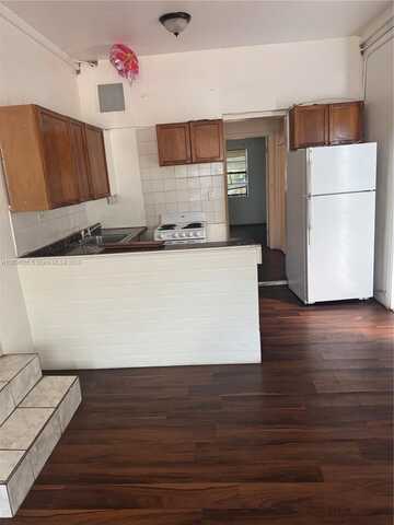 1180 NE 160th Ter, North Miami Beach, FL 33162